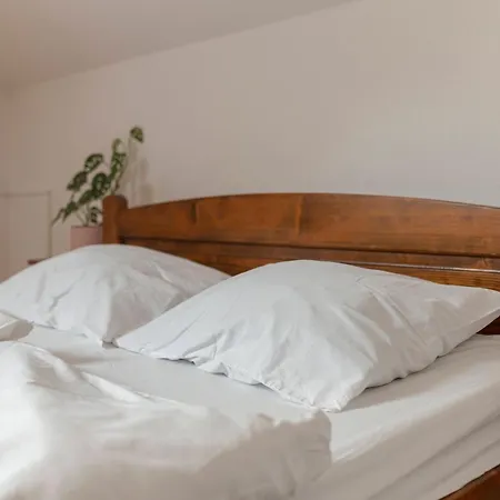 Mili Vrh Couette-café Kamnik
