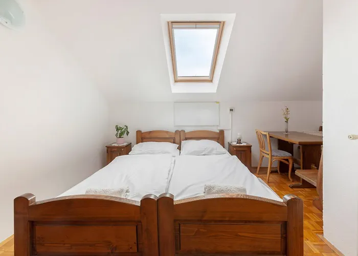 Mili Vrh Bed & Breakfast